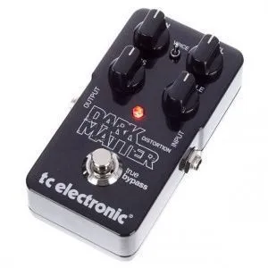 TC Electronic Dark Matter Distortion Гитарная педаль эффектов.