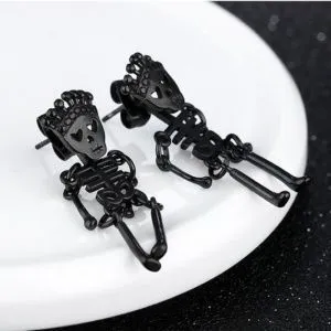 Серьги Скелет с короной. Цвет черный.