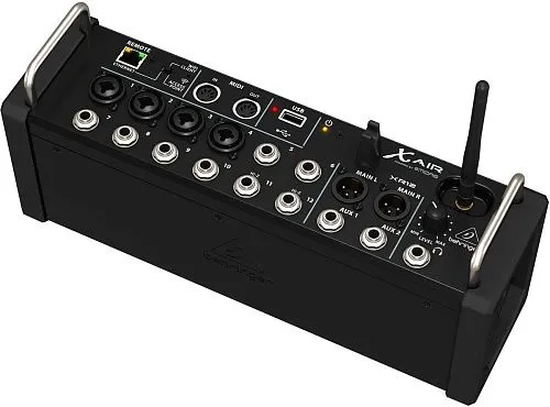 Behringer XR12 Цифровой рэковый микшер.